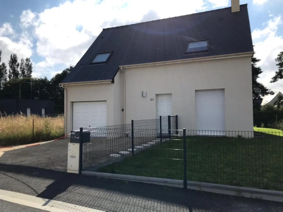 Flochouet - Maison Avec Jardin - Trelivan Proche Dinan Holiday home